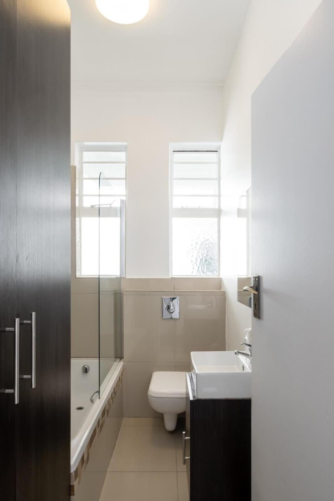 Road Ocean View Apartment Cape Town
